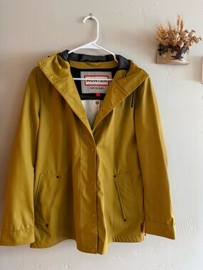 Hunter Original Women's Yellow Waterproof Hooded Jacket
